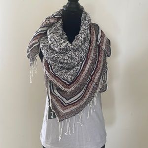 NWT Layering scarf